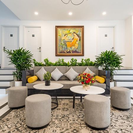 Cozrum Homes The Gallery Residence Cidade de Ho Chi Minh Exterior foto